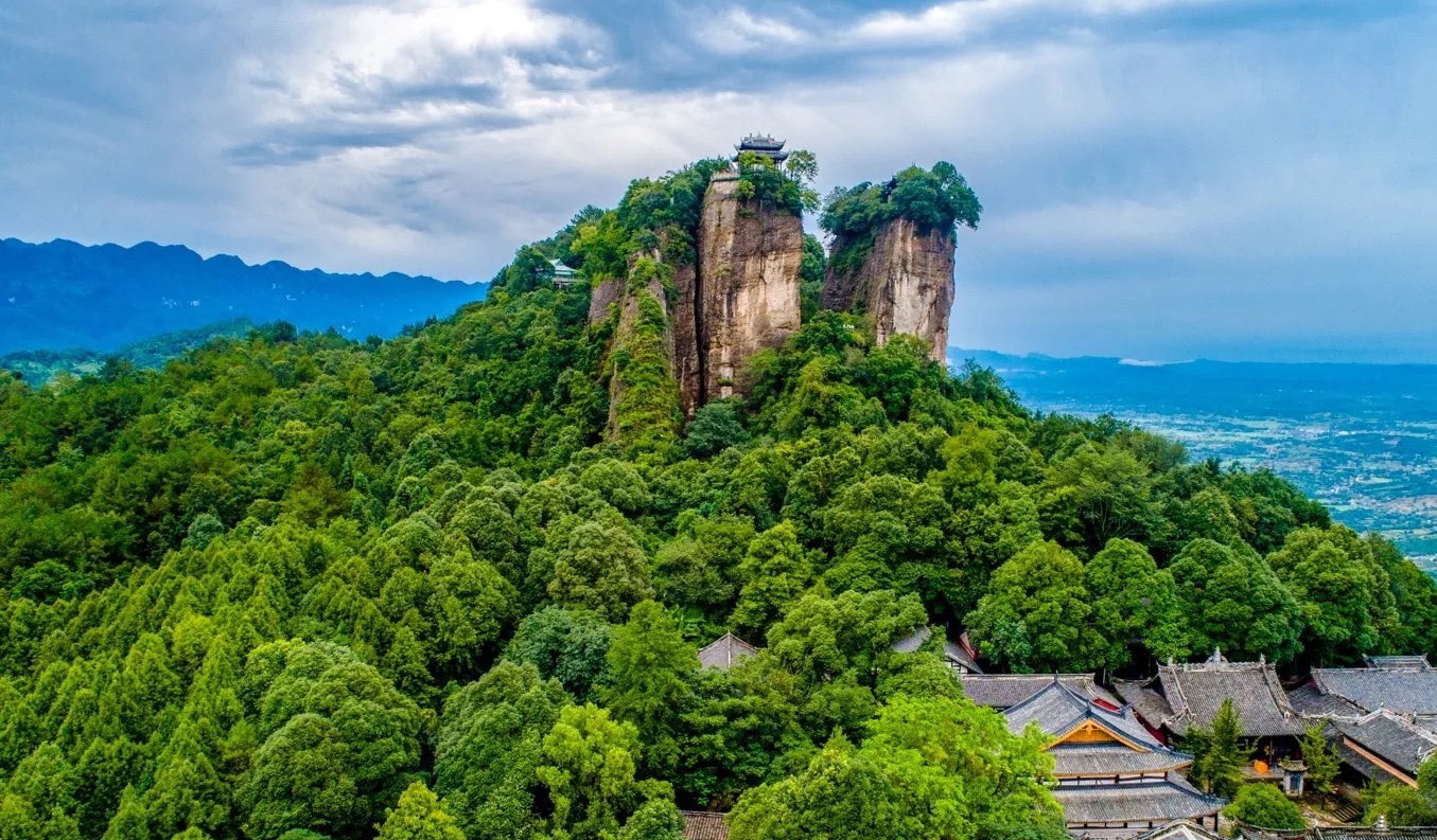 畢業(yè)旅行，親子避暑，盛夏狂歡，在這里告別炎熱，享受21.7℃的夏天！